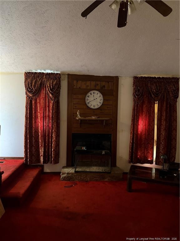 858 Danish Dr, Fayetteville, NC 28303