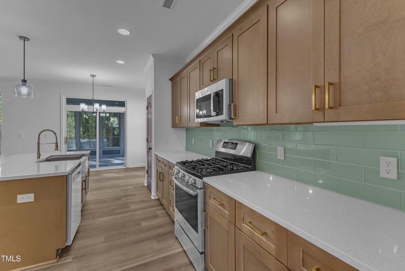 858 Lake Artesia Ln, Fuquay Varina, NC 27526