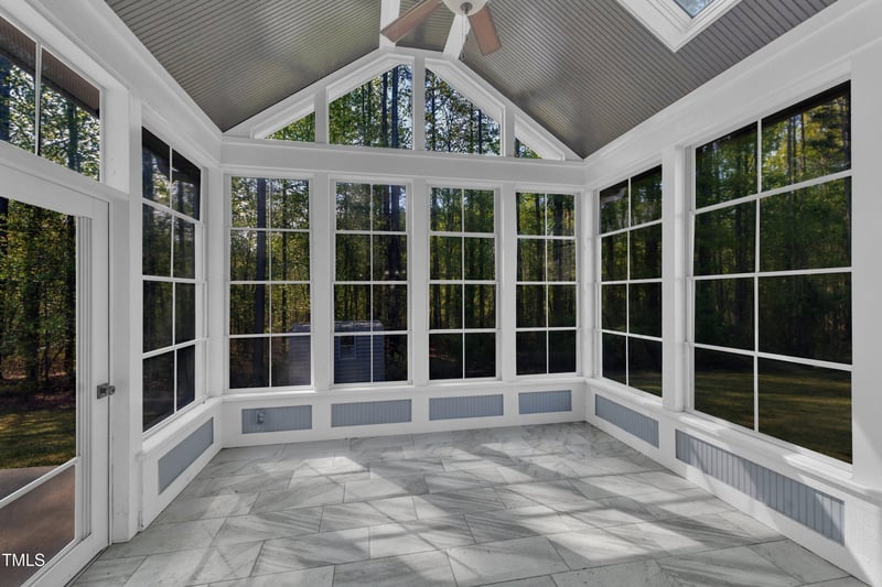 858 Lake Artesia Ln, Fuquay Varina, NC 27526