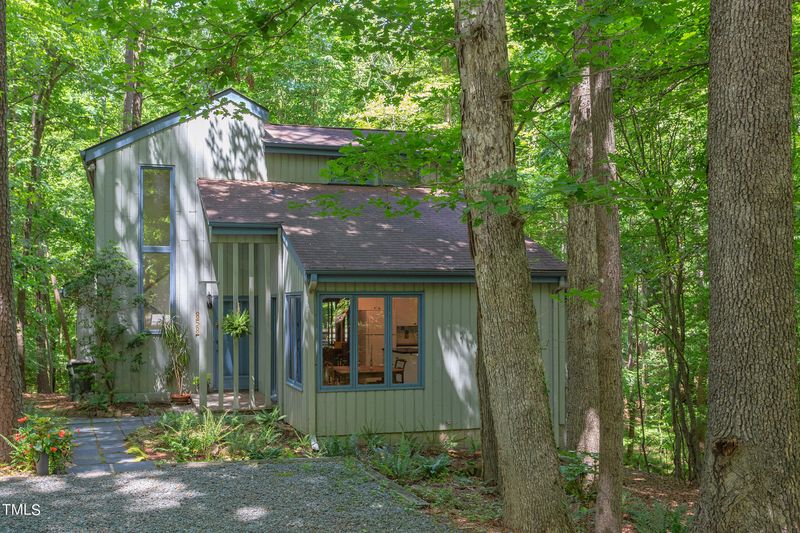 858 Shadylawn Rd, Chapel Hill, NC 27514
