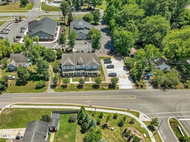 858 Thompson St #C, Pittsboro, NC 27312