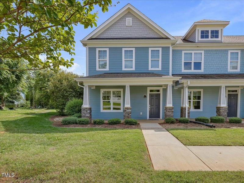 858 Thompson St #C, Pittsboro, NC 27312