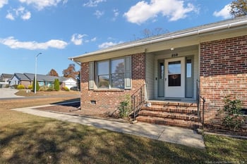 859 Flintwood Rd, Fayetteville, NC 28314