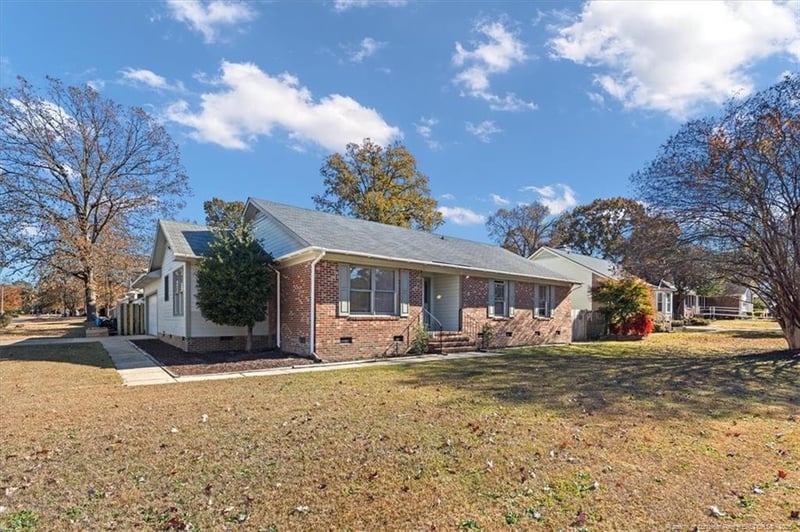 859 Flintwood Rd, Fayetteville, NC 28314