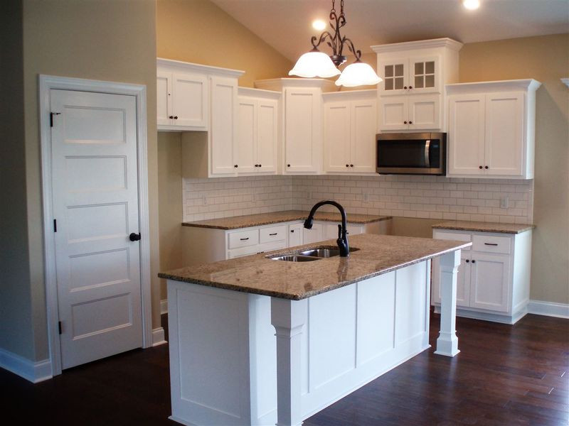 859 W Main St, Benson, NC 27504