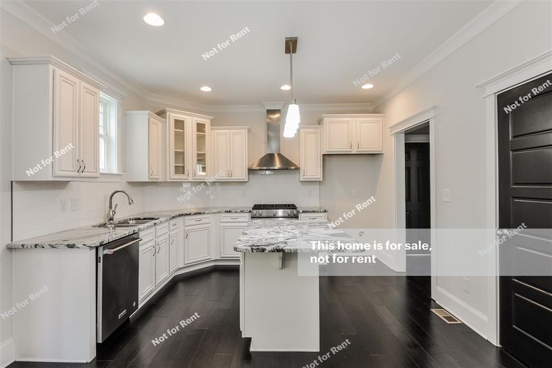 859 Riverwood Dr, Clayton, NC 27527