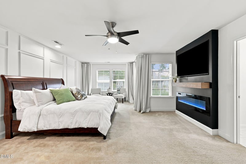 859 Royal Oak Ln, Mebane, NC 27302