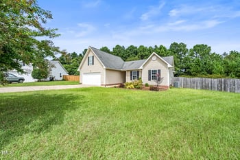 86 Ashcott Dr, Angier, NC 27501