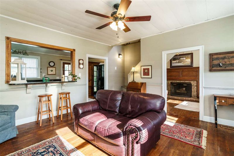 86 Beaver Creek Rd, Apex, NC 27502