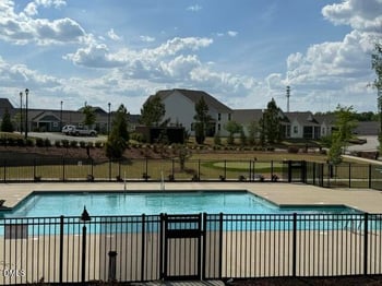 86 Carteret Ct, Clayton, NC 27527