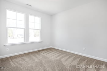 86 Charred Oak Ct, Lillington, NC 27546