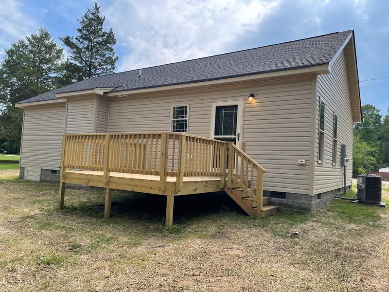 86 N Cross St, Angier, NC 27501