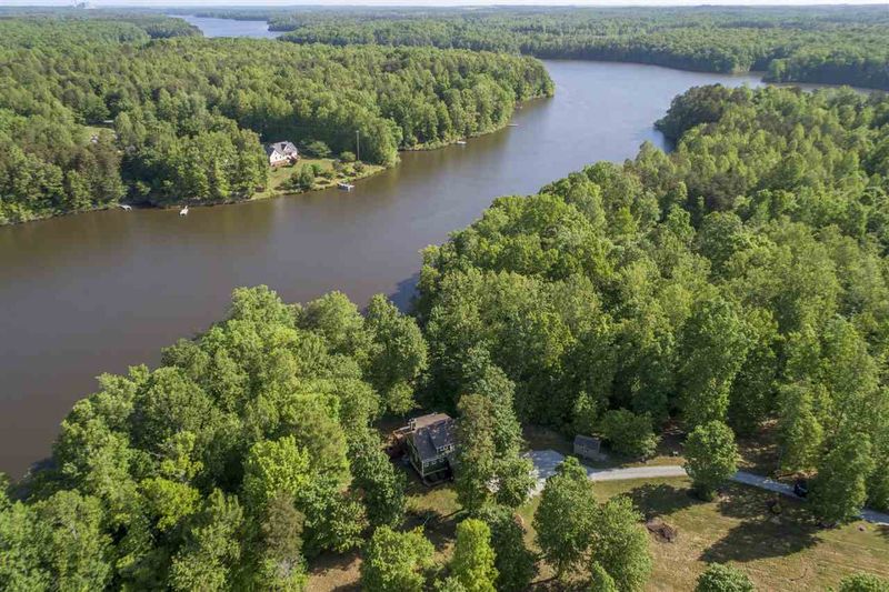 86 Glenview Dr, Roxboro, NC 27524