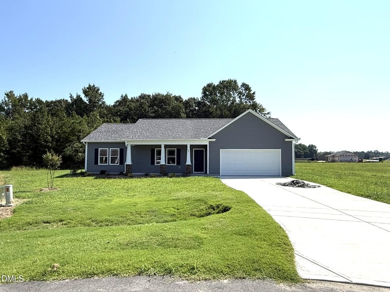 86 Harvest Hills Ln, Dunn, NC 28334