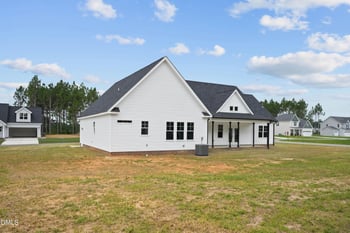 86 Rabbit Run Dr, Smithfield, NC 27577