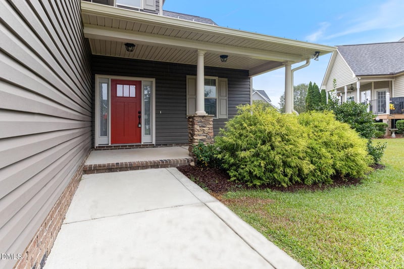 86 Sharpstone Ln, Clayton, NC 27527