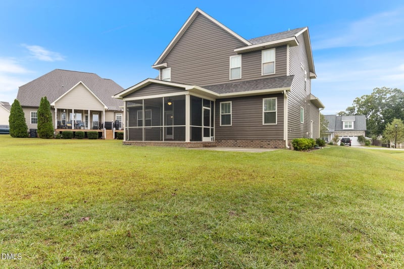 86 Sharpstone Ln, Clayton, NC 27527