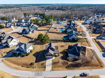 86 Sharpstone Ln, Clayton, NC 27527