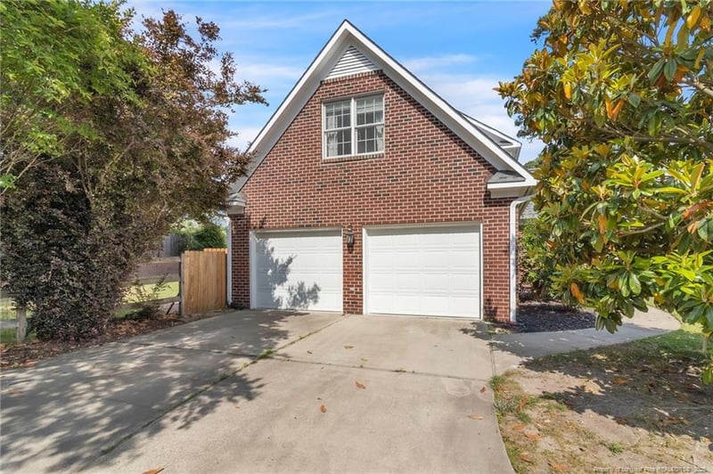 860 Duval Dr, Fayetteville, NC 28304