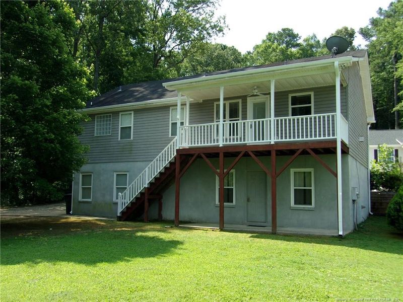 860 Eagles Nest Dr, Sanford, NC 27332