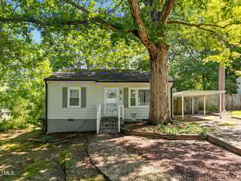 860 Nelson St, Henderson, NC 27536