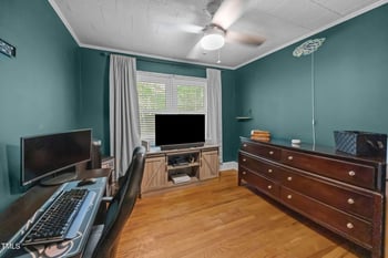 860 Nelson St, Henderson, NC 27536