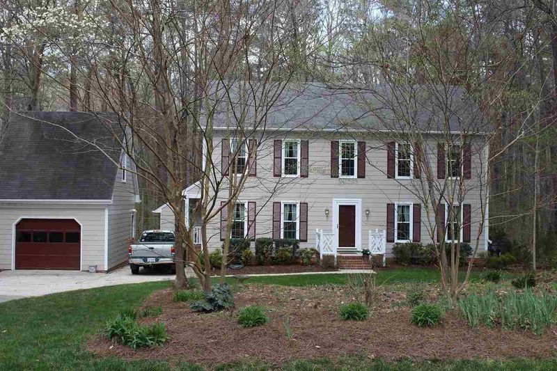 8600 Sleepy Creek Dr, Raleigh, NC 27613