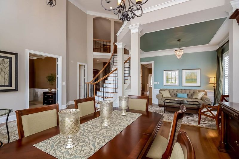8600 Stonechase Dr, Raleigh, NC 27613