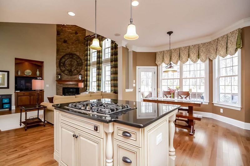 8600 Stonechase Dr, Raleigh, NC 27613