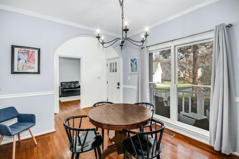 8600 Vanburgh Ct, Raleigh, NC 27615