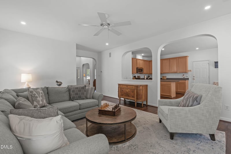 8601 Barrett Hall Ln, Wake Forest, NC 27587