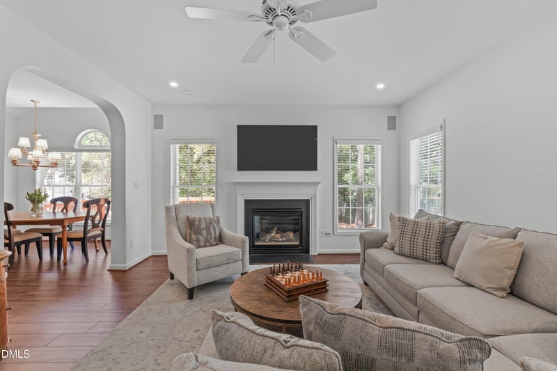8601 Barrett Hall Ln, Wake Forest, NC 27587