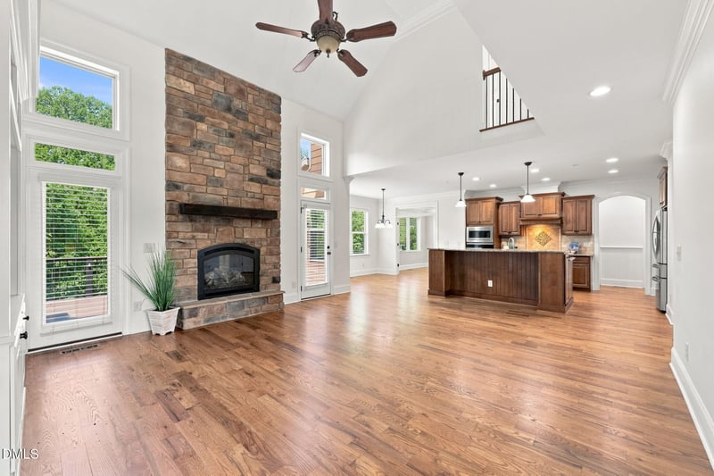 8601 Mangum Hollow Dr, Wake Forest, NC 27587
