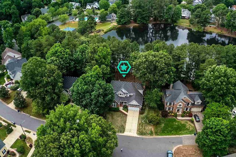 8601 Wheeling Dr, Raleigh, NC 27615