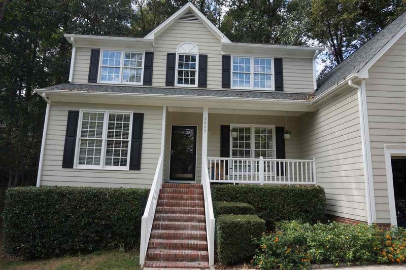 8605 Chalcombe Ct, Raleigh, NC 27615