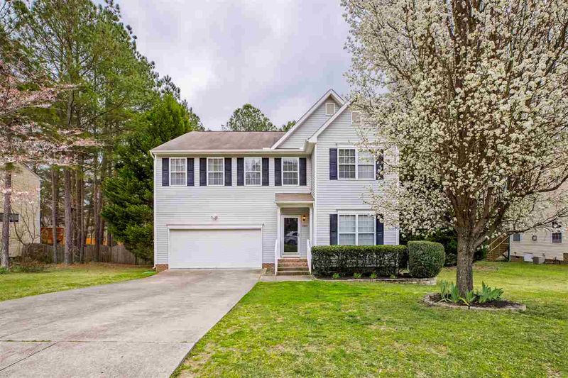 8608 Bratt Ave, Wake Forest, NC 27587