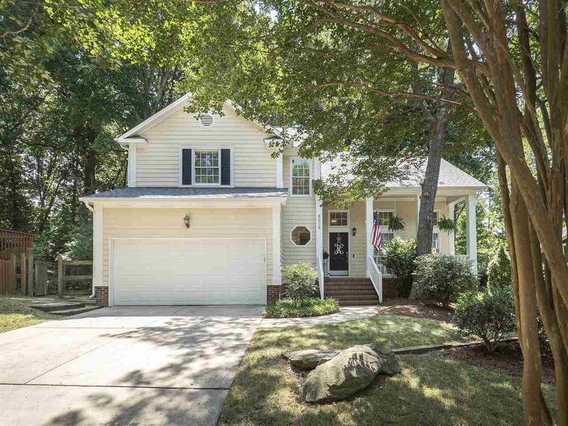 8608 Carolingian Ct, Raleigh, NC 27615