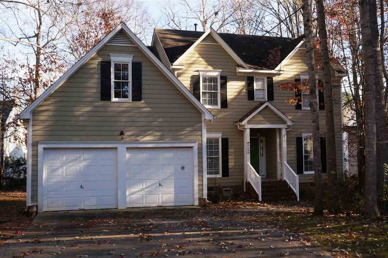 8608 Chalcombe Ct, Raleigh, NC 27615
