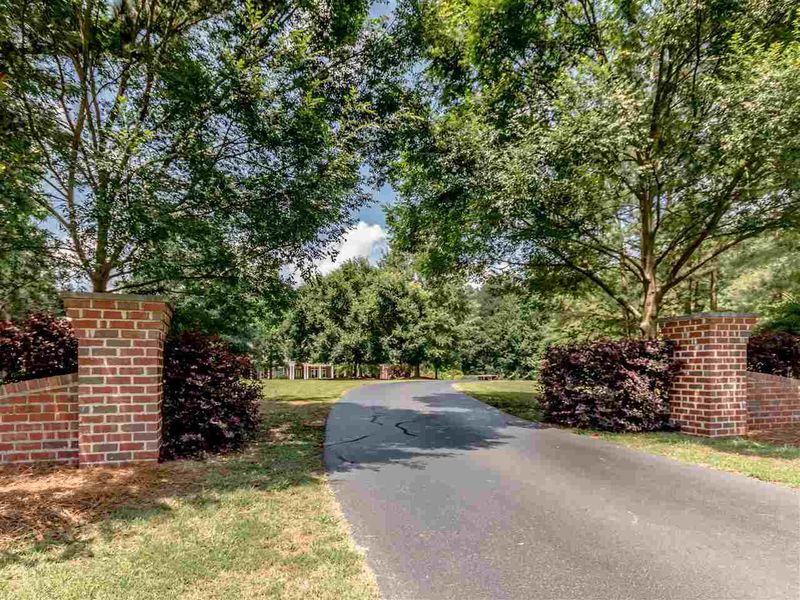 8608 Humie Olive Rd, Apex, NC 27502