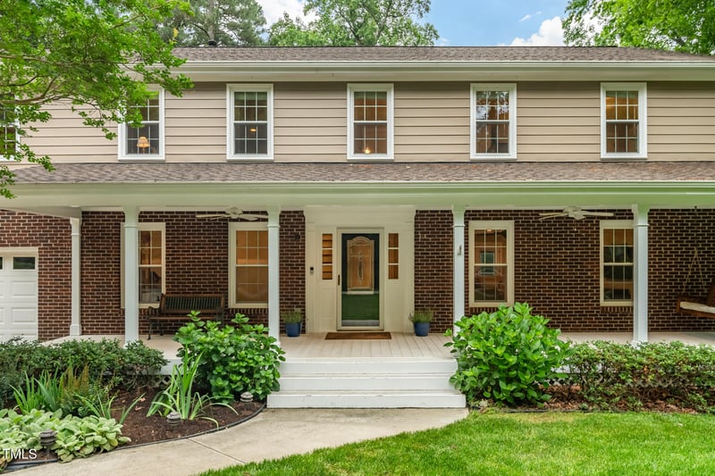 8608 Valley Brook Dr, Raleigh, NC 27613