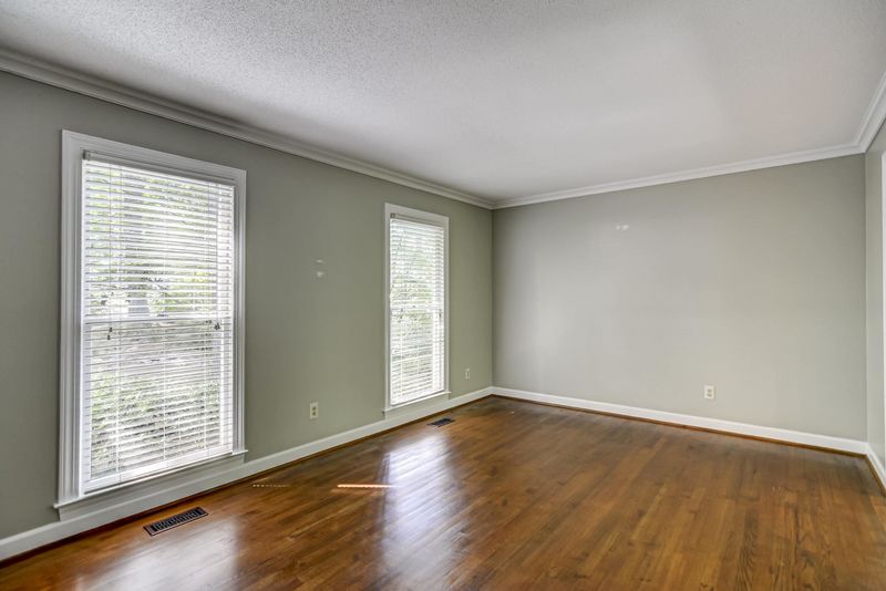 8608 Windjammer Dr, Raleigh, NC 27615