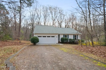 8609 Cavatina Ct, Apex, NC 27539