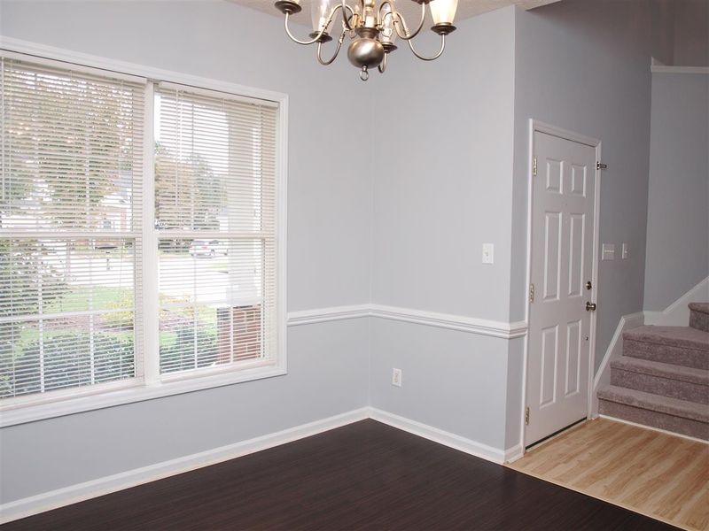 8609 Rosecliff Ct, Raleigh, NC 27617