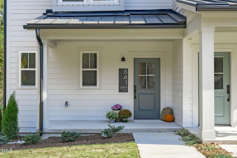 861 Athens Dr #102, Raleigh, NC 27606