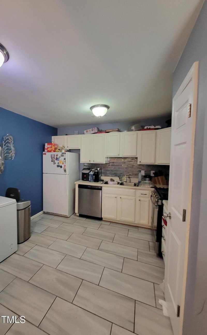 8610 Neuse Landing Ln #110, Raleigh, NC 27616