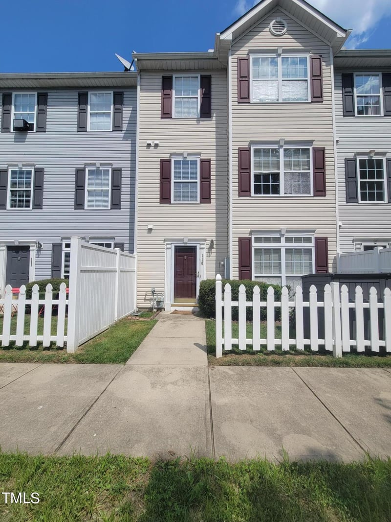 8610 Neuse Landing Ln #110, Raleigh, NC 27616