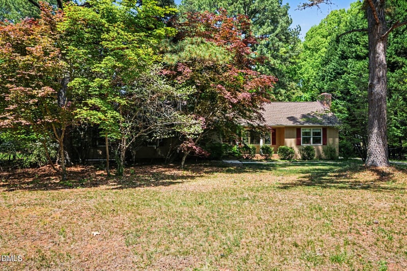 8612 Maidstone Ct, Raleigh, NC 27613