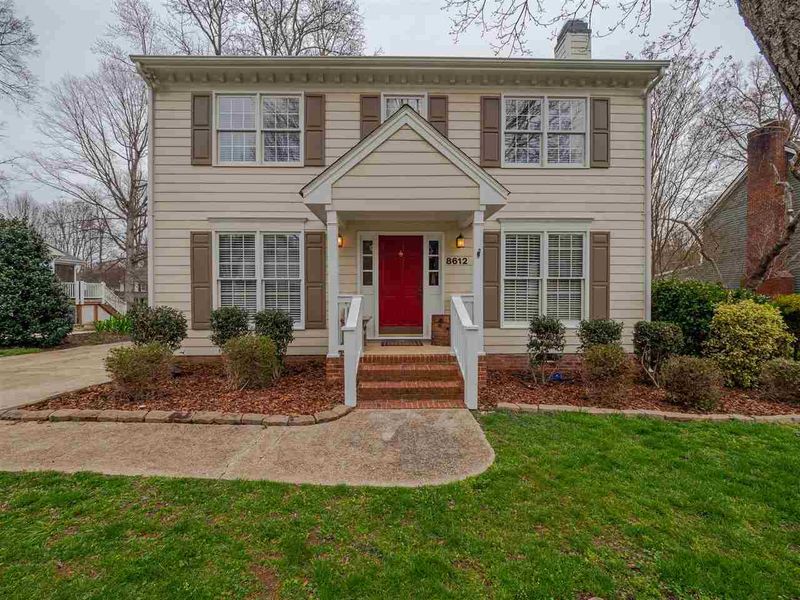 8612 Yucca Trl, Raleigh, NC 27615