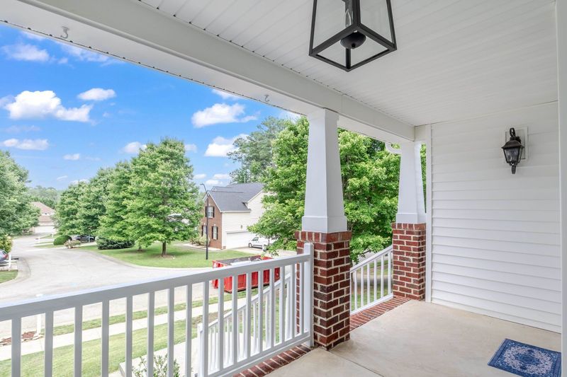 8613 Benzinger Dr, Raleigh, NC 27613