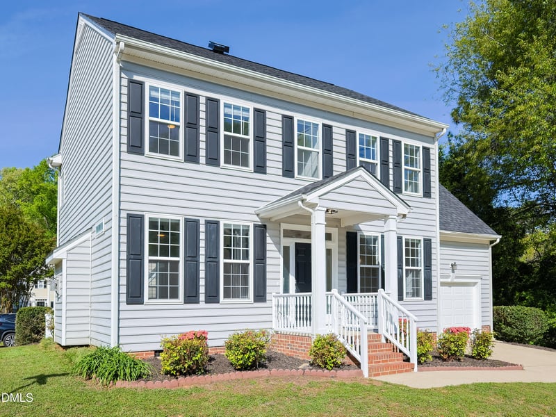 8613 Clivedon Dr, Raleigh, NC 27615